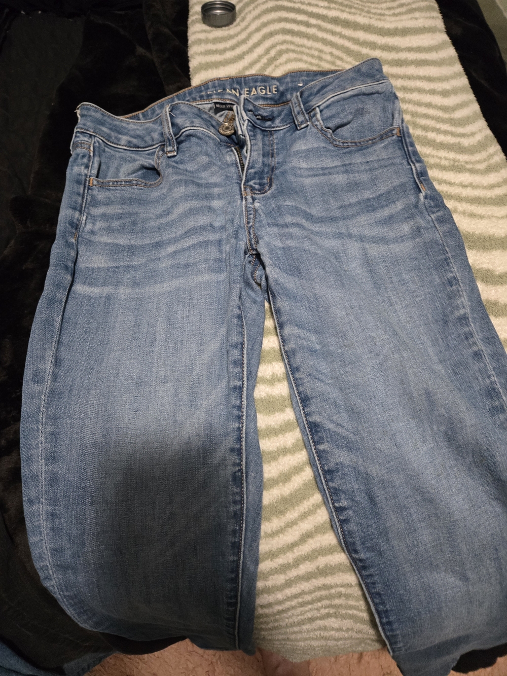 American Eagle Outfitters Women's Medium Blue Straight-Leg Jeans 4L